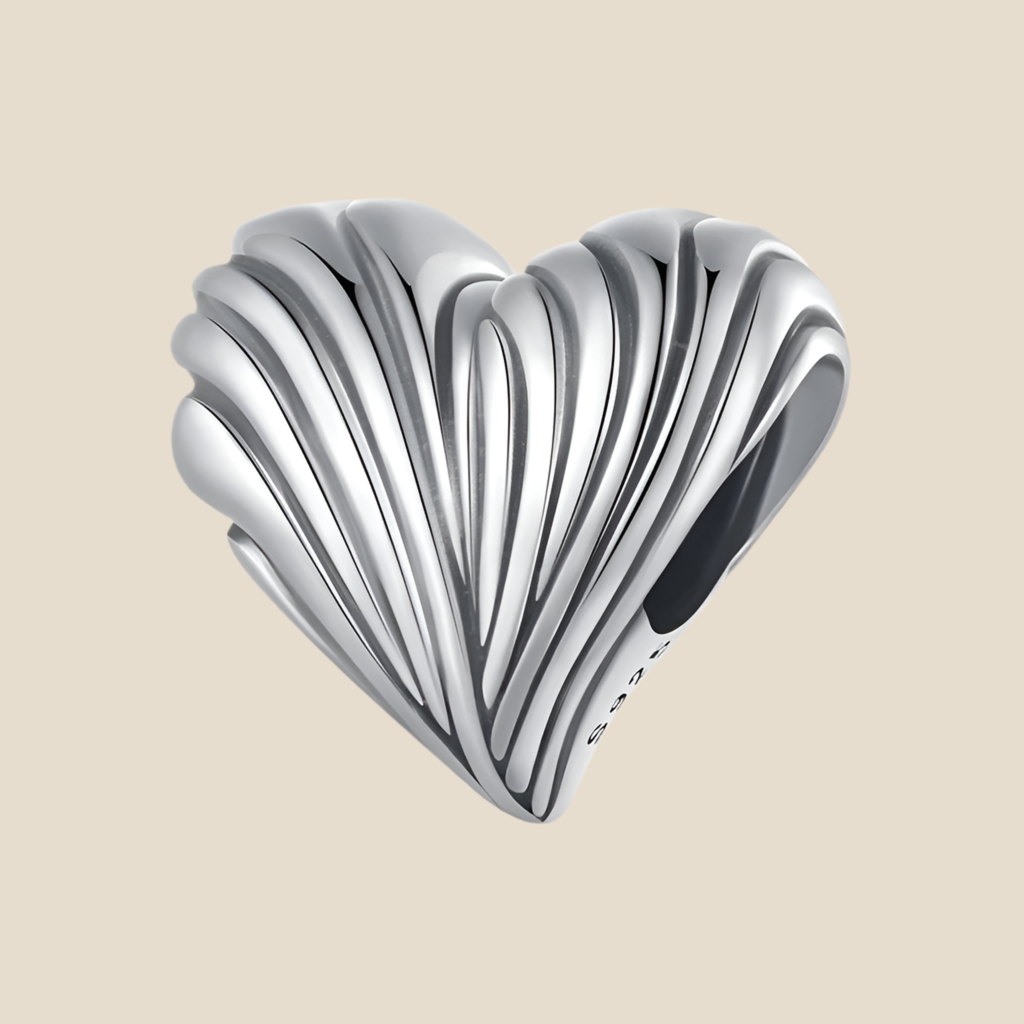 Corazones con Historia · Charms Variados